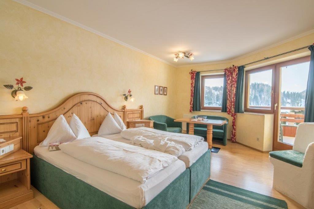 Turracher Hohe Seehotel Jaegerwirt מראה חיצוני תמונה